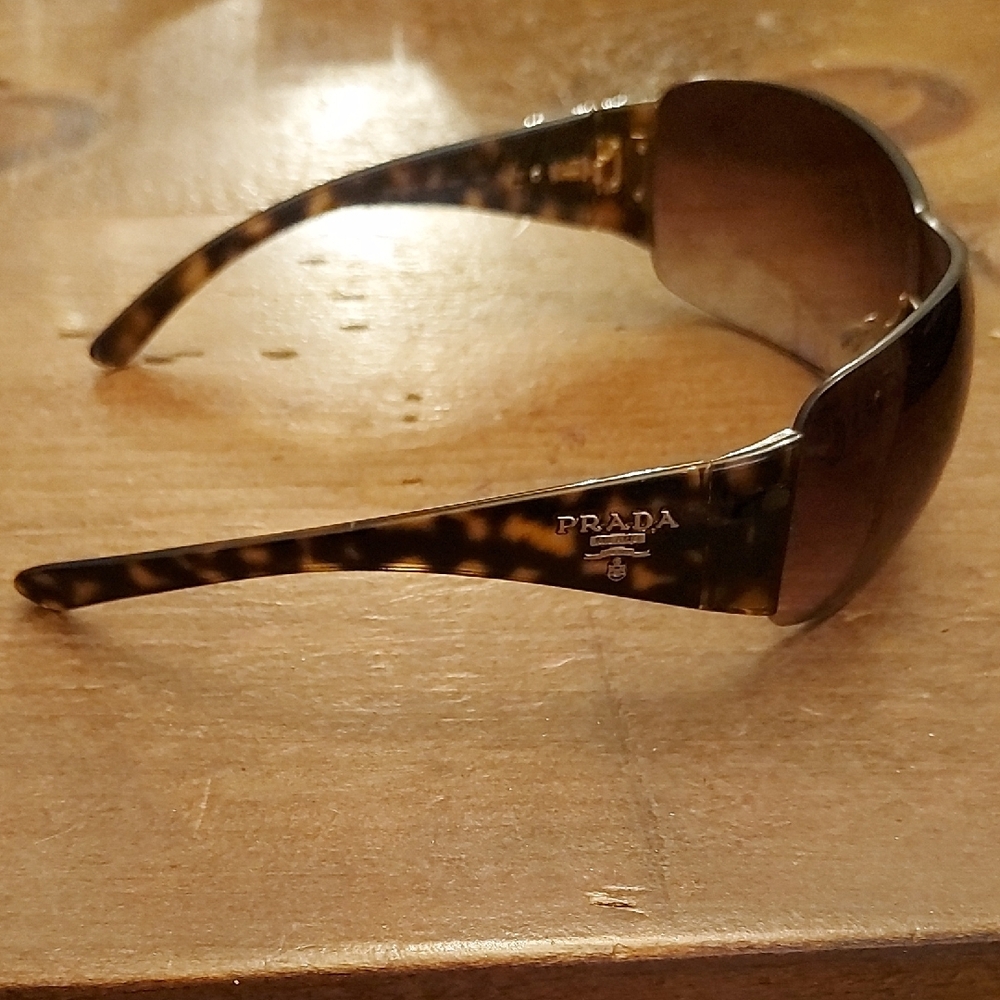 Authentic Prada Women's Tortoise Sunglasses